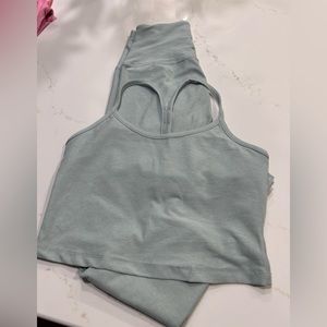 Beyond Yoga top and leggings set size S